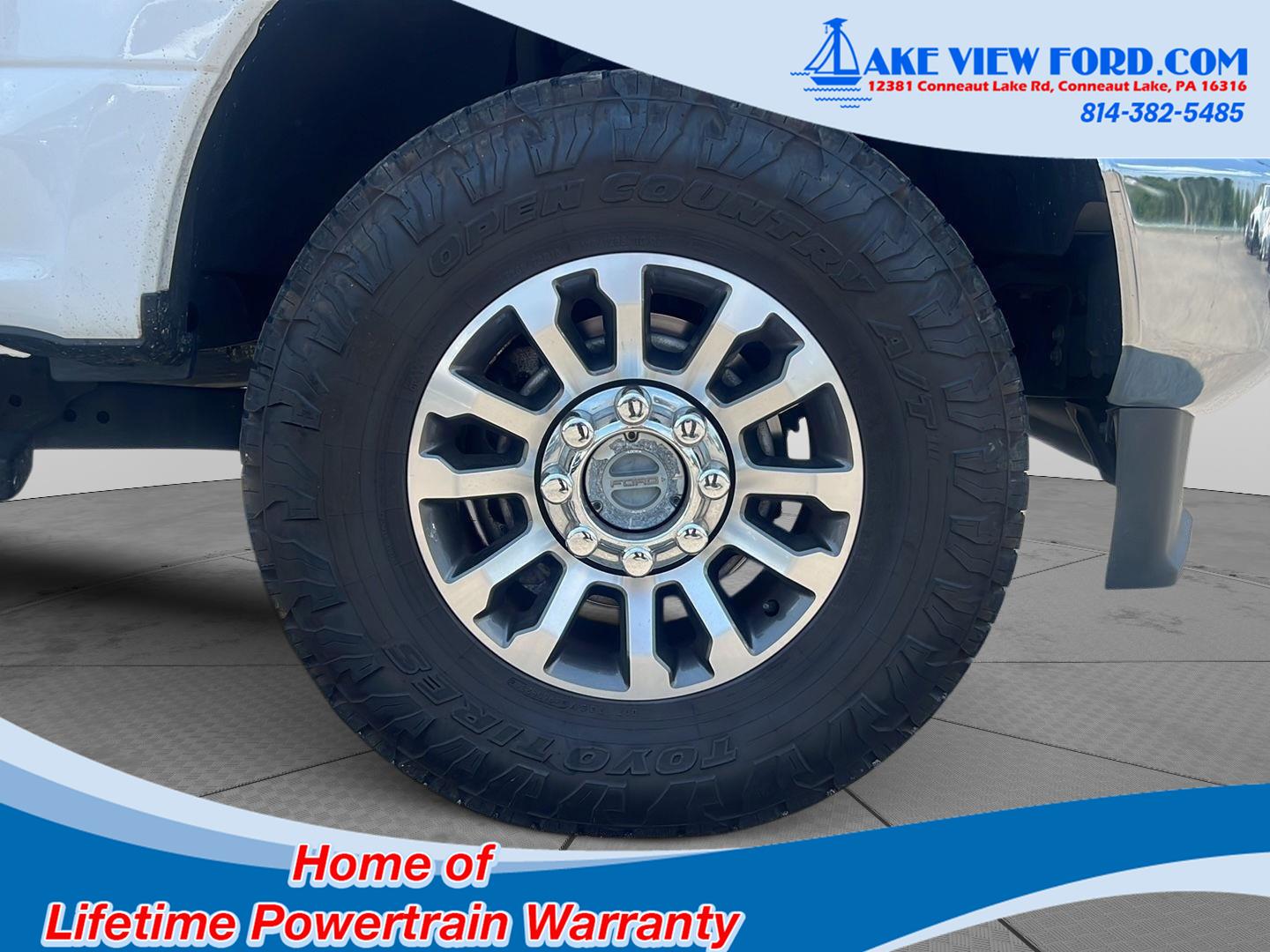 2022 Ford F-350 Lariat photo 3
