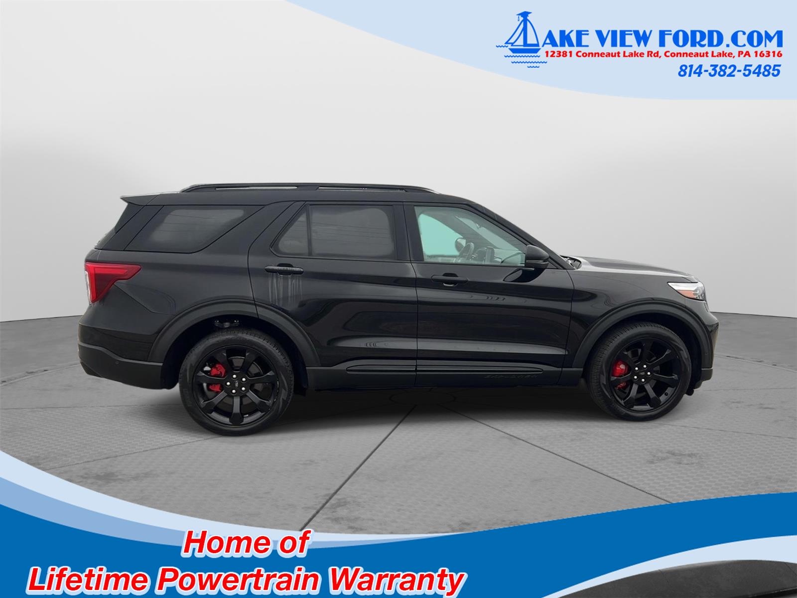 2021 Ford Explorer ST photo 4