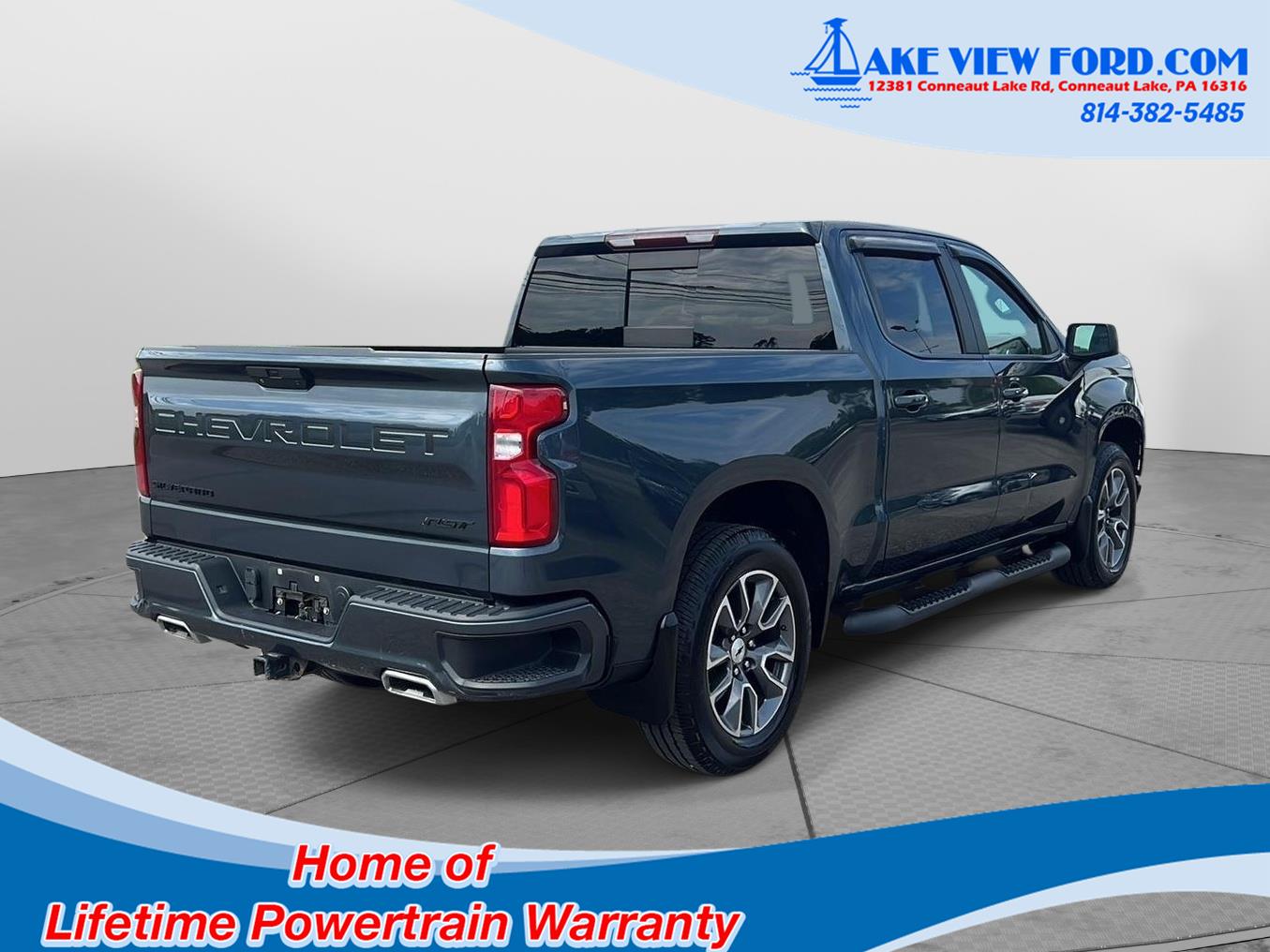 2021 Chevrolet Silverado 1500 RST photo 2