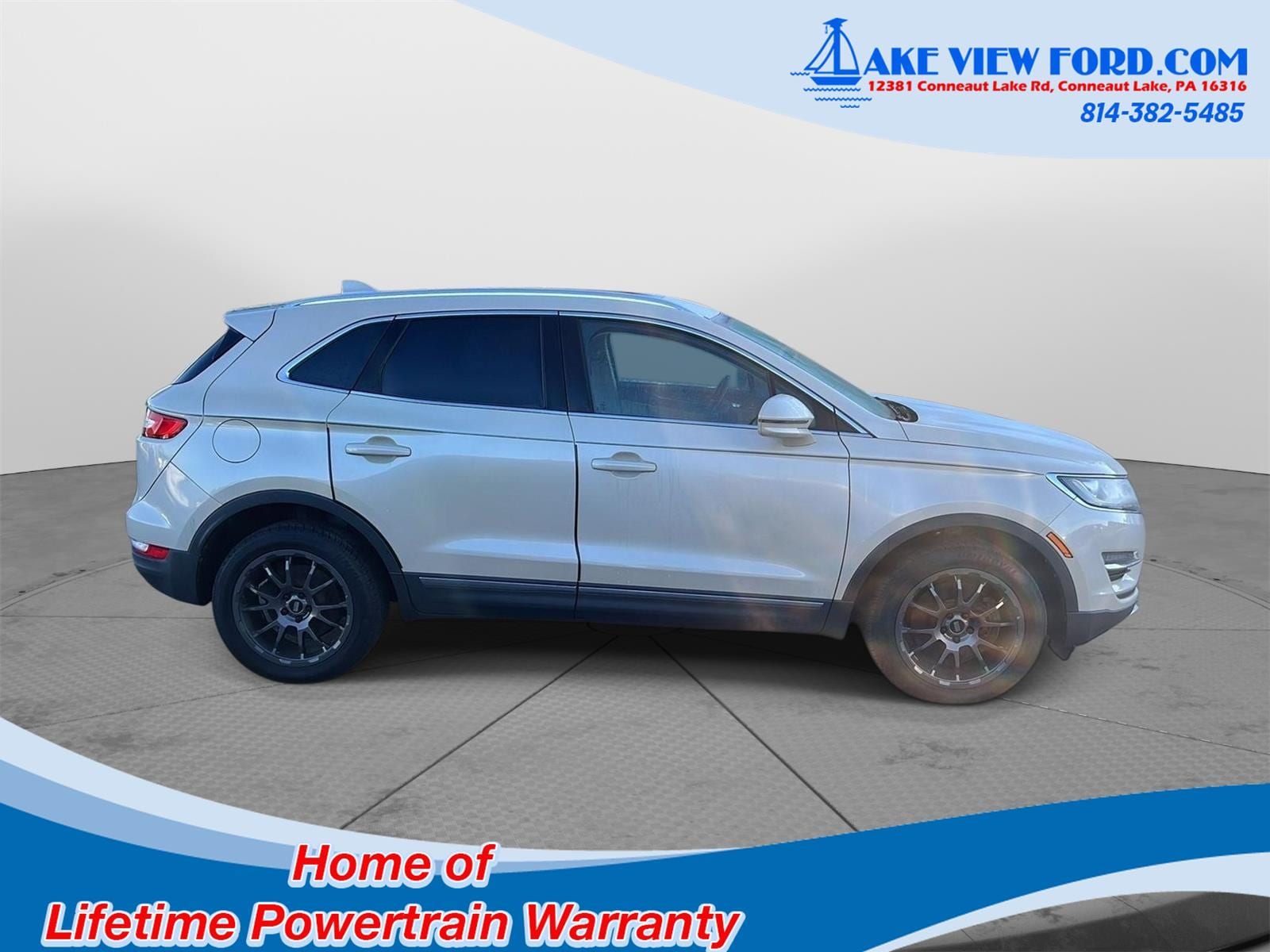 Used 2018 Lincoln MKC Select with VIN 5LMCJ2D95JUL00280 for sale in Conneaut Lake, PA