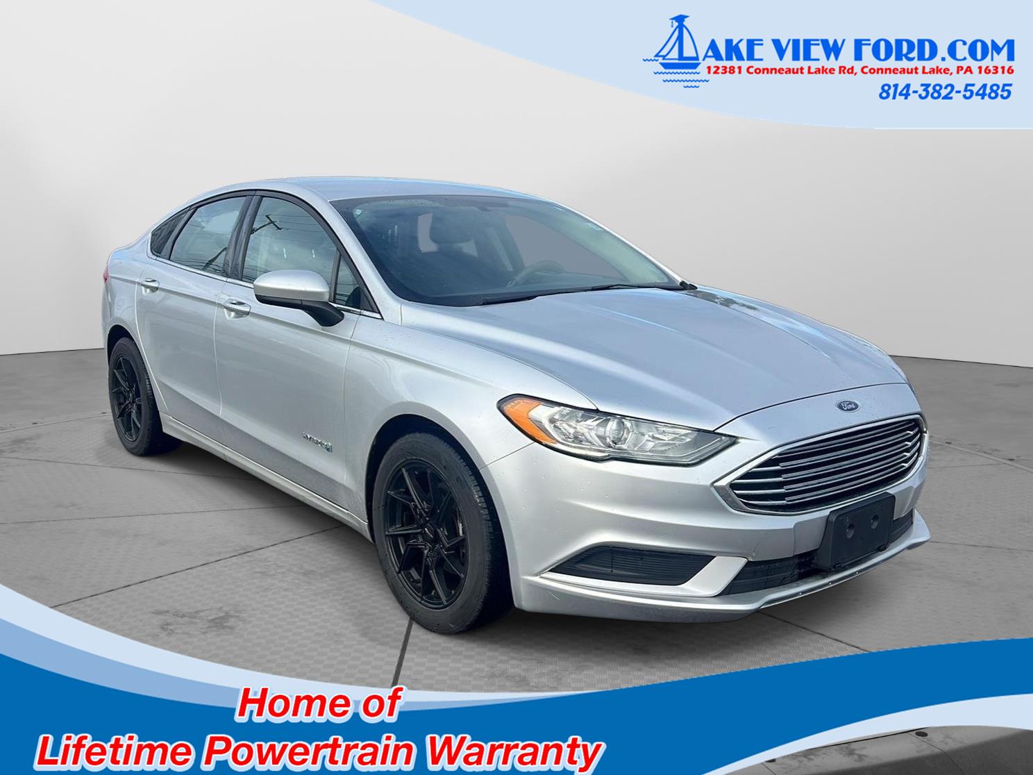 2018 Ford Fusion SE's photo