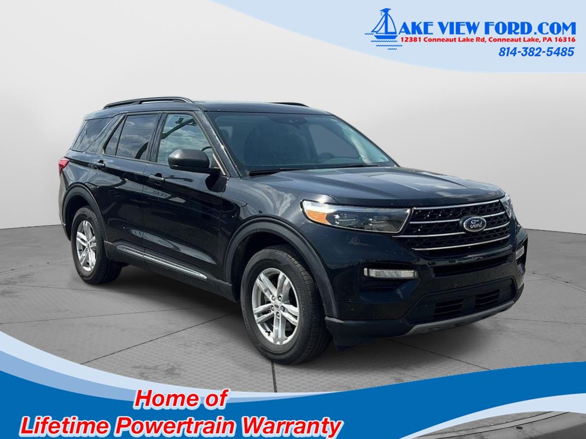 2024 Ford Explorer XLT 4WD's photo