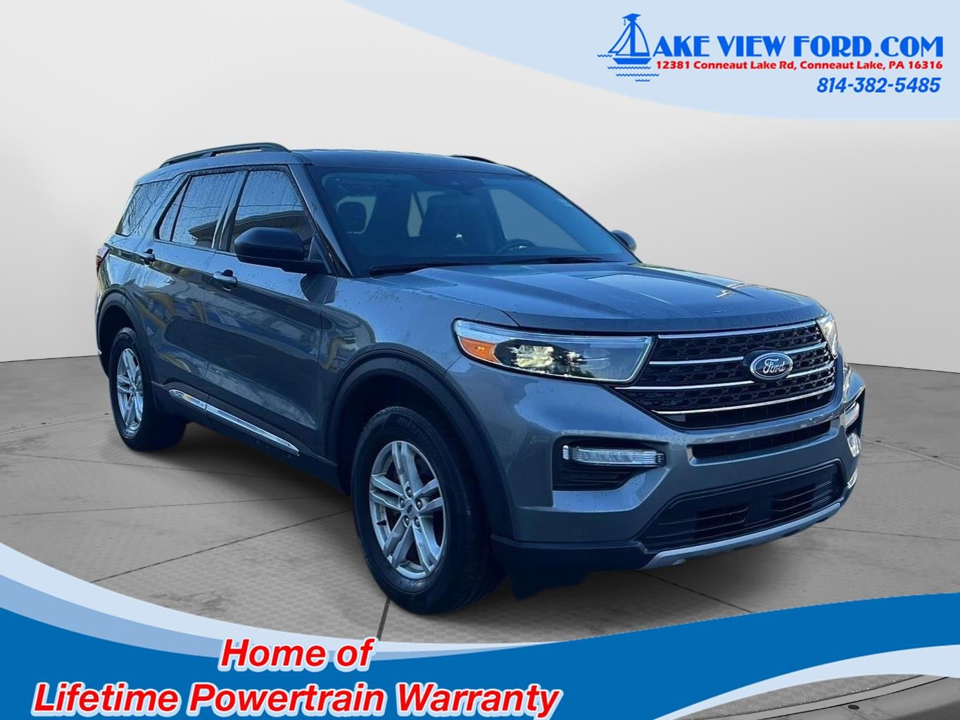 2023 Ford Explorer XLT 4WD's photo
