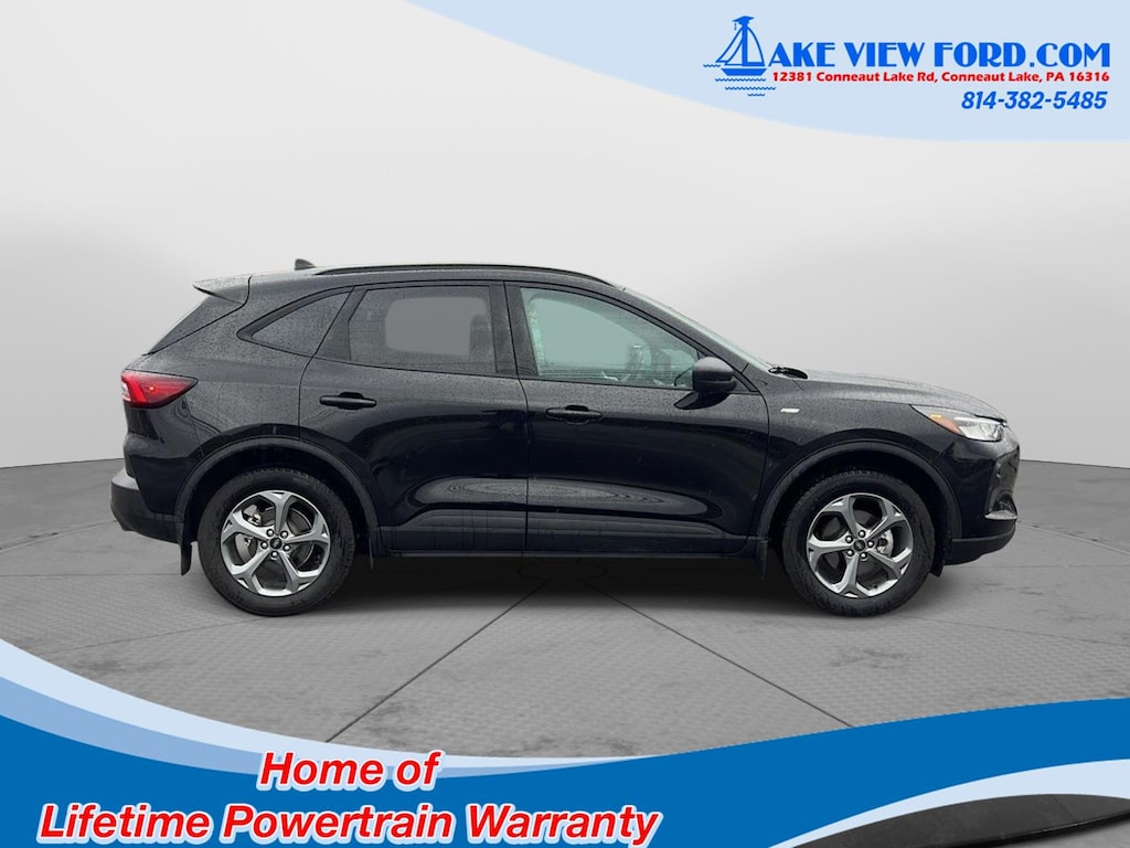 2025 Ford Escape ST-Line photo 4