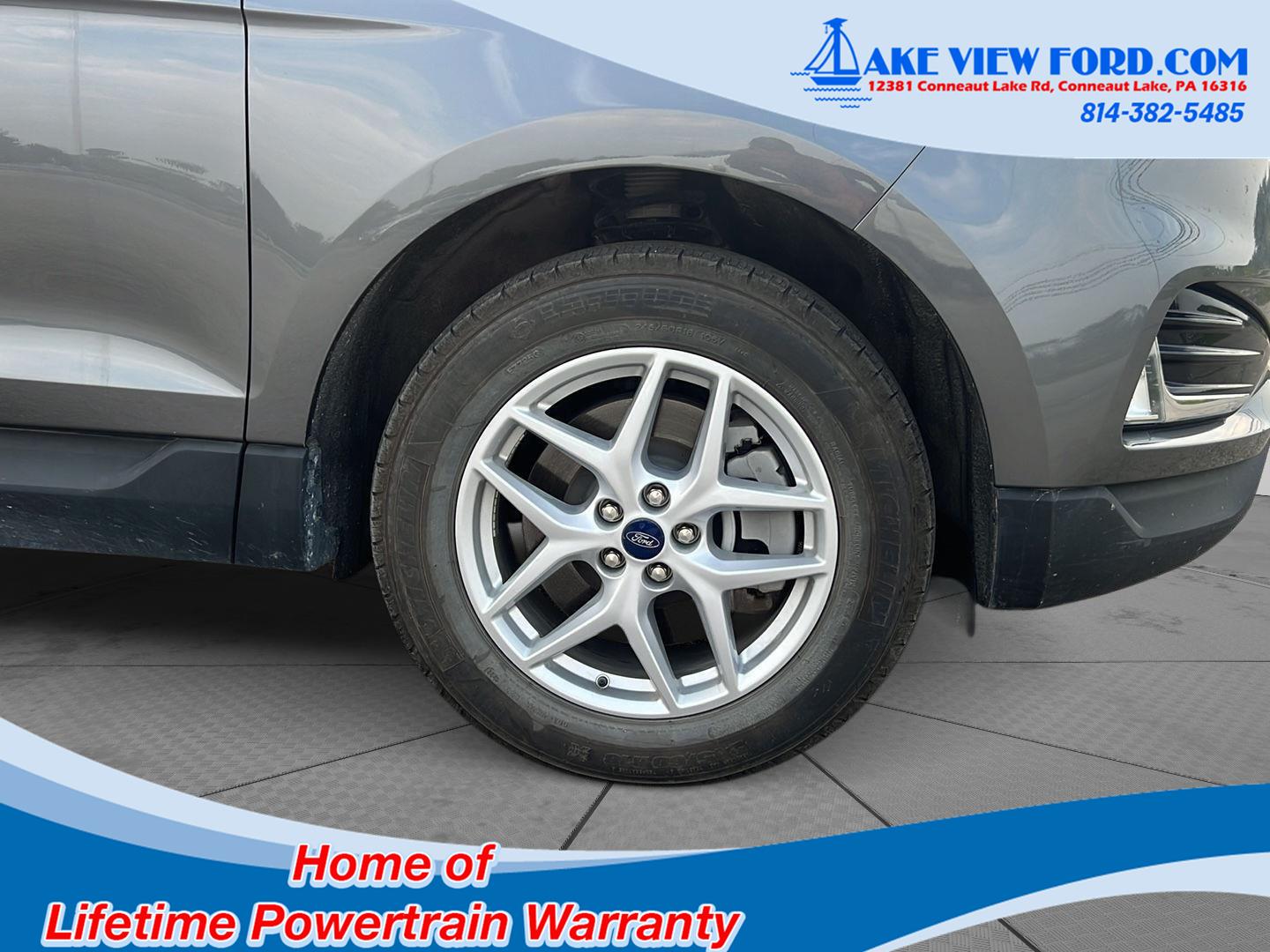 2022 Ford Edge SEL photo 3