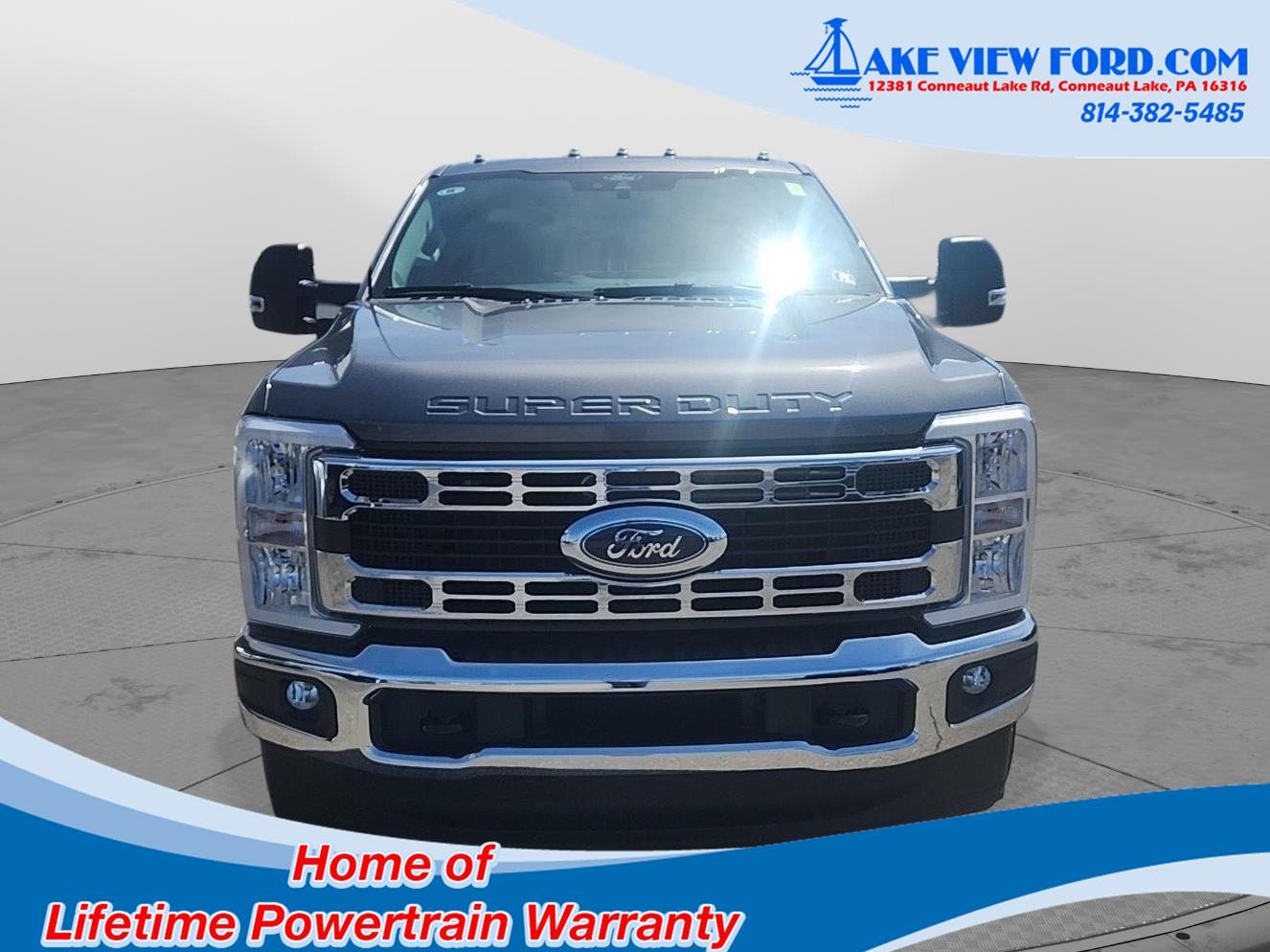 2025 Ford F-350 XLT photo 2
