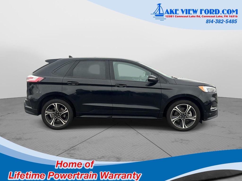2022 Ford Edge ST photo 2