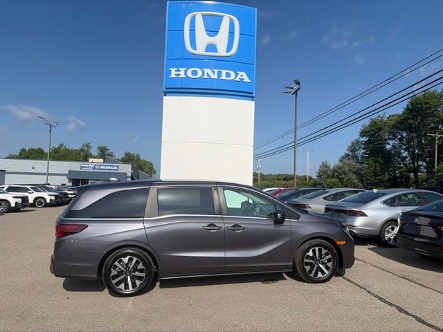 2026 Honda Odyssey Van Passenger 