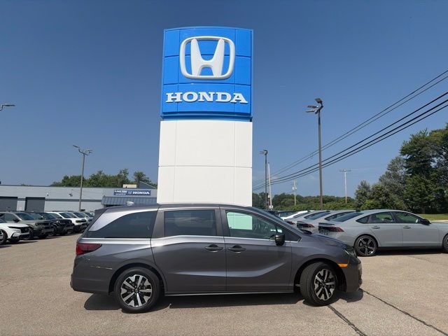2026 Honda Odyssey Van Passenger 