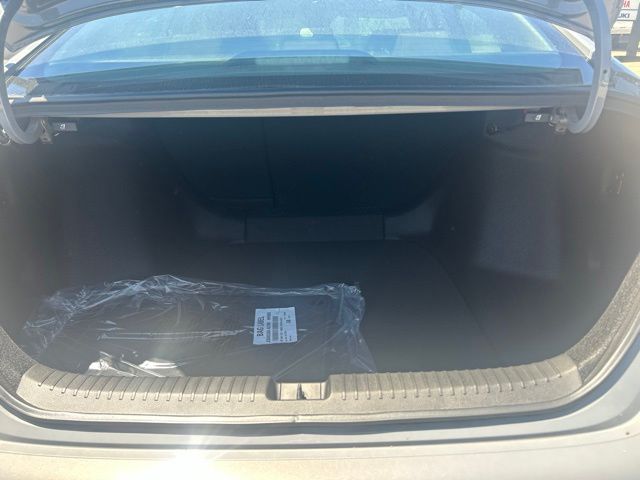 2025 Honda Accord SE - Photo 15