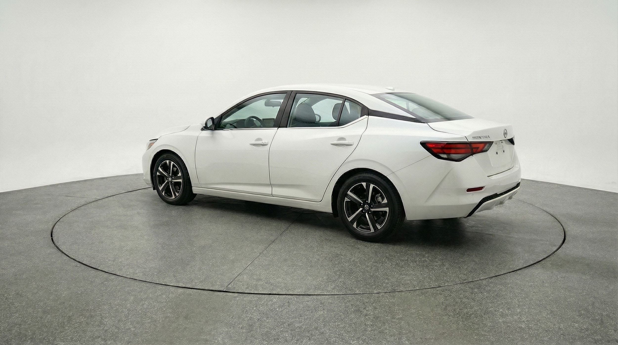 Thumbnail: 2025 Nissan Sentra - 5