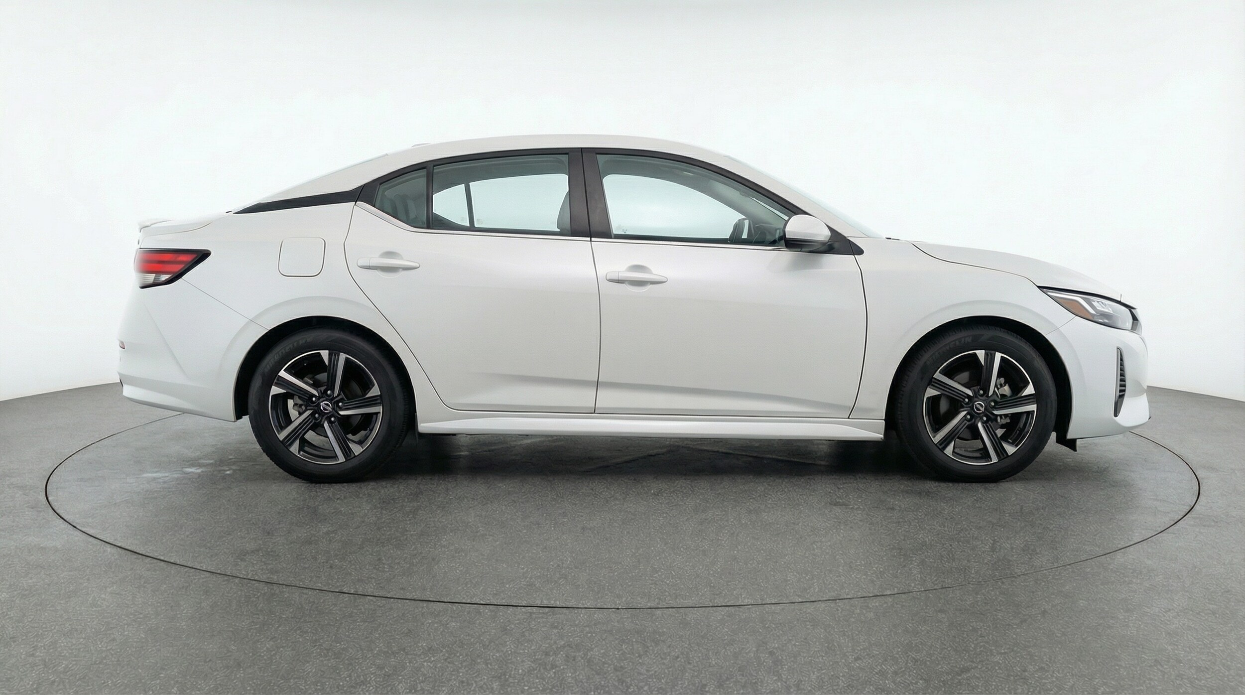 Thumbnail: 2025 Nissan Sentra - 8