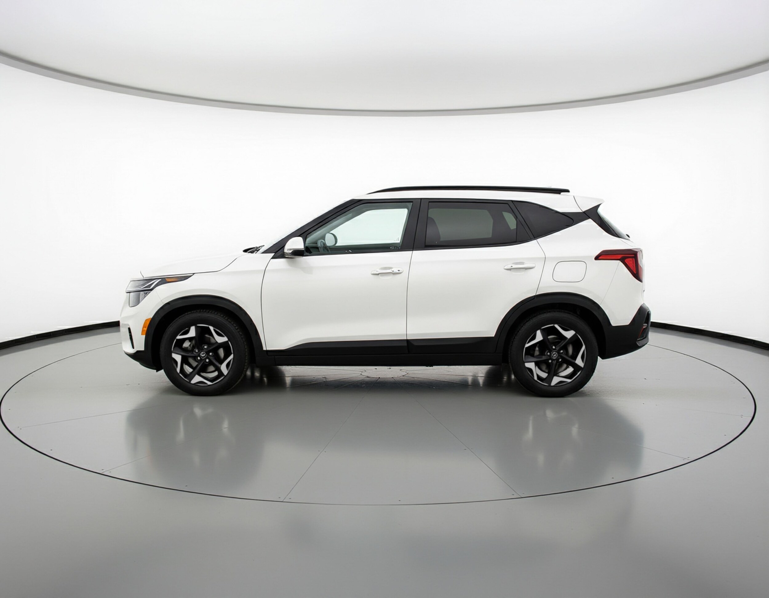 Thumbnail: 2025 Kia Seltos - 4