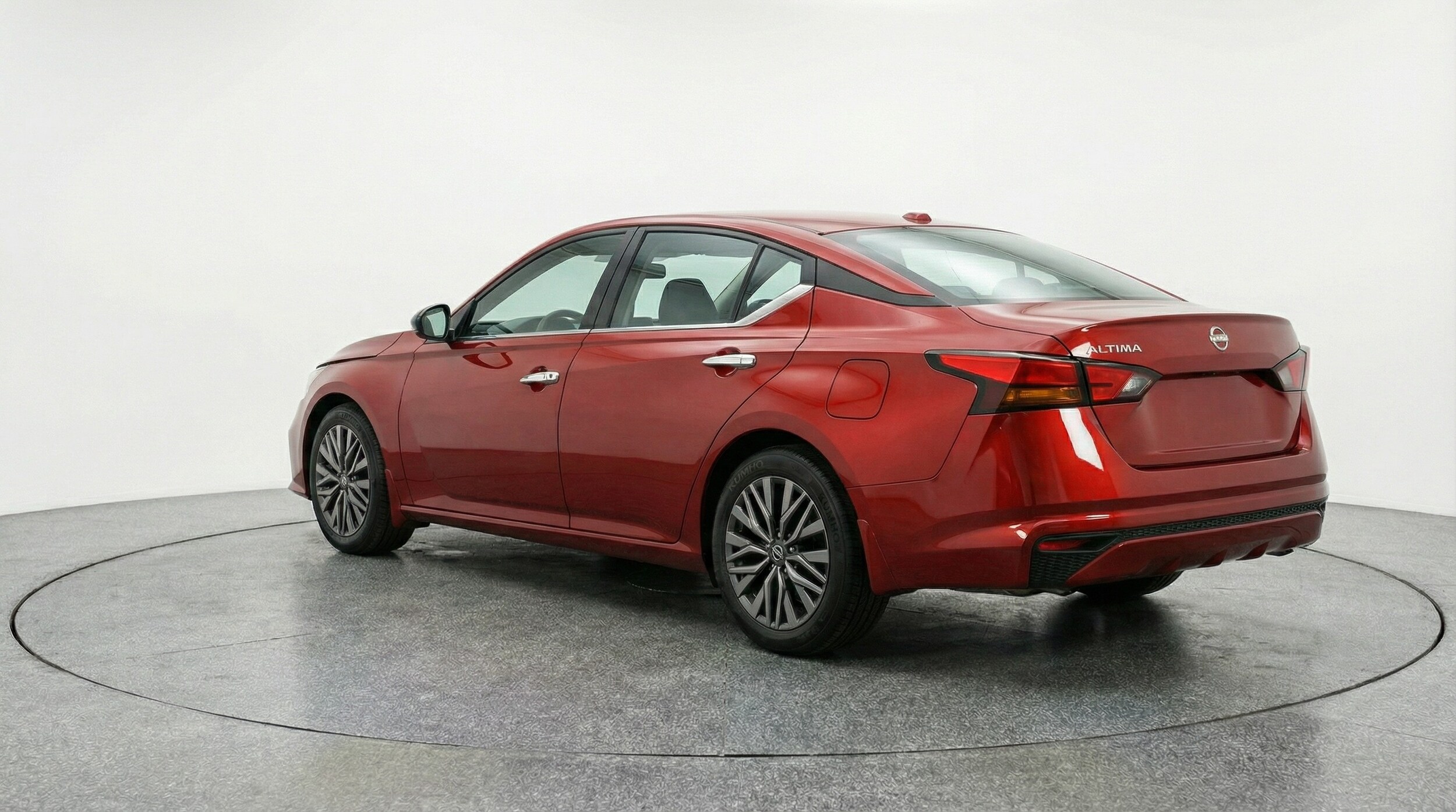 Thumbnail: 2025 Nissan Altima - 5