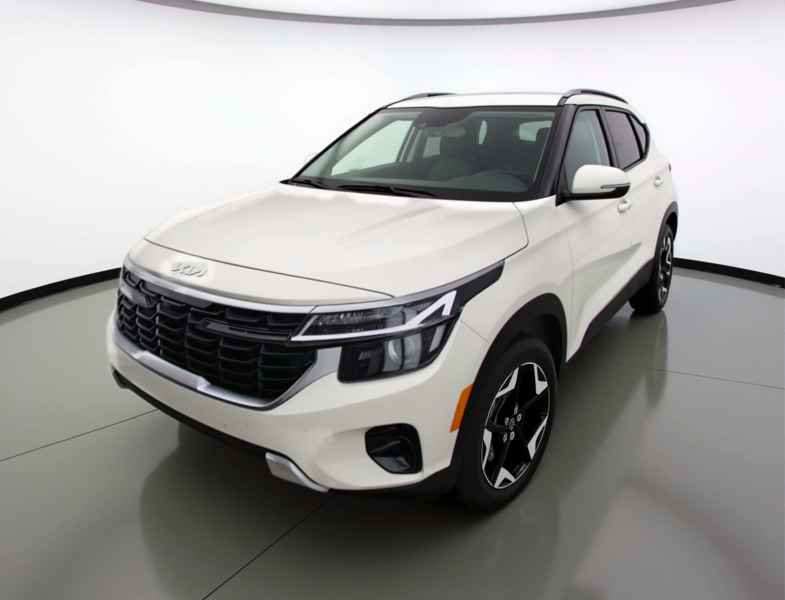 Thumbnail: 2025 Kia Seltos - 3