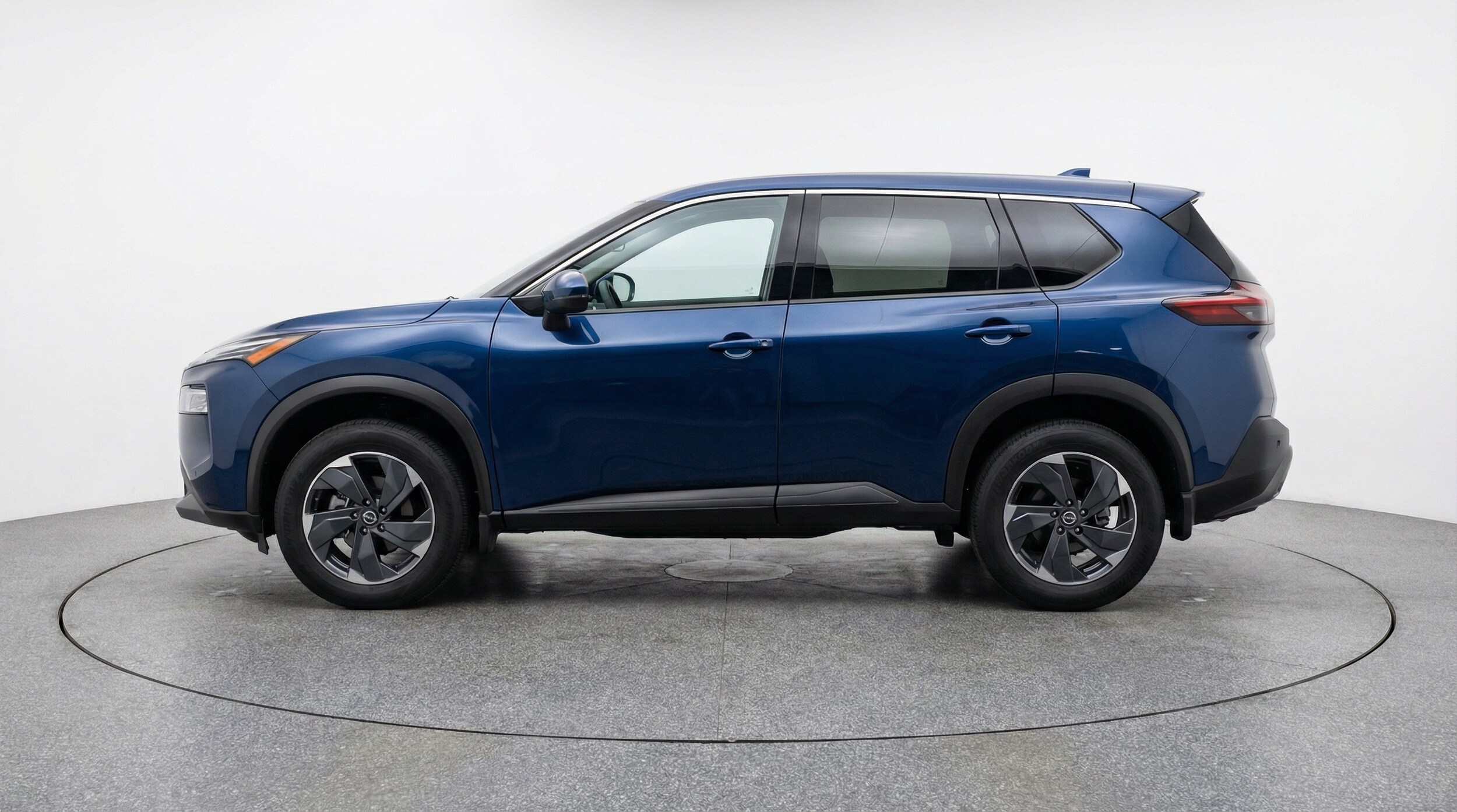 Thumbnail: 2025 Nissan Rogue - 4