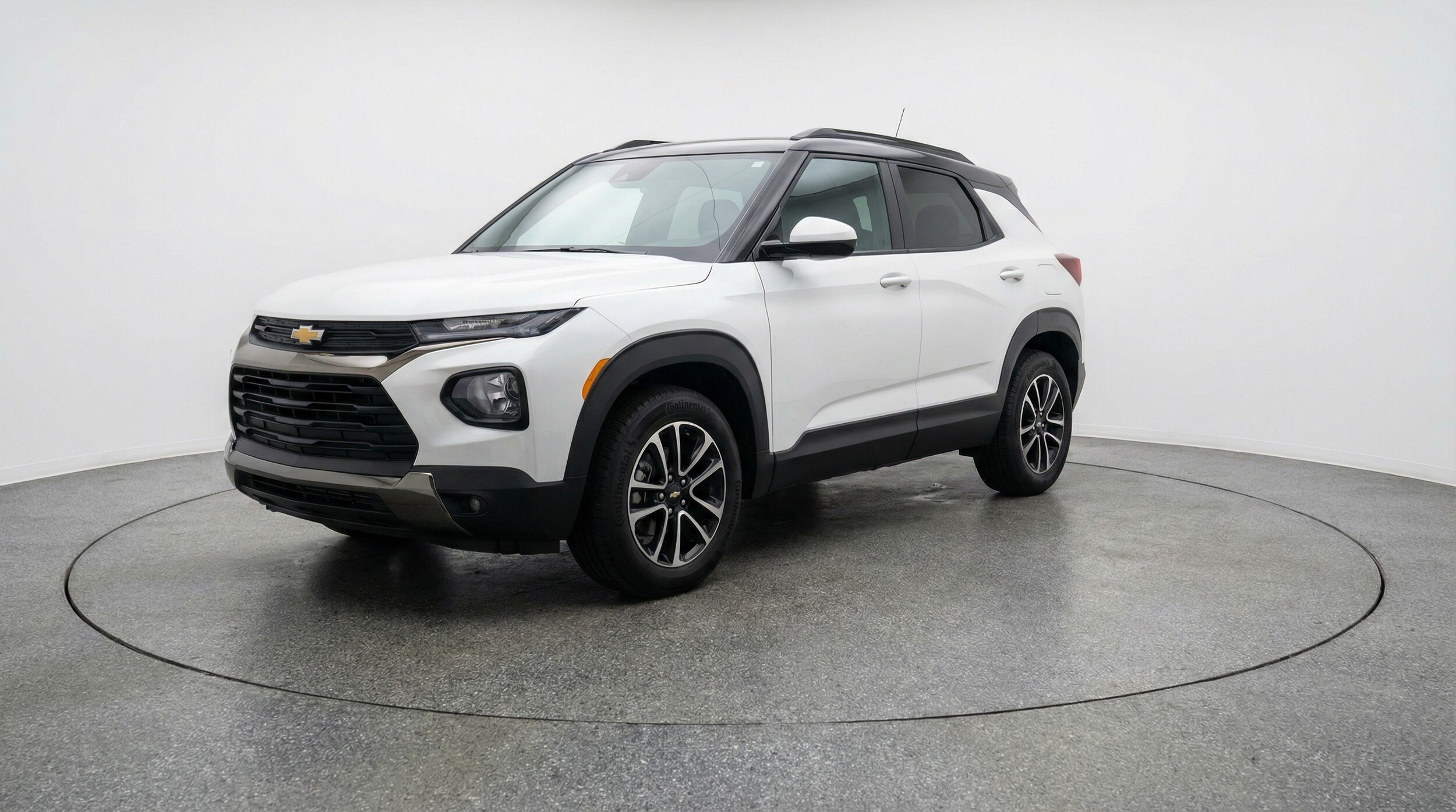 Thumbnail: 2025 Chevrolet TrailBlazer - 3