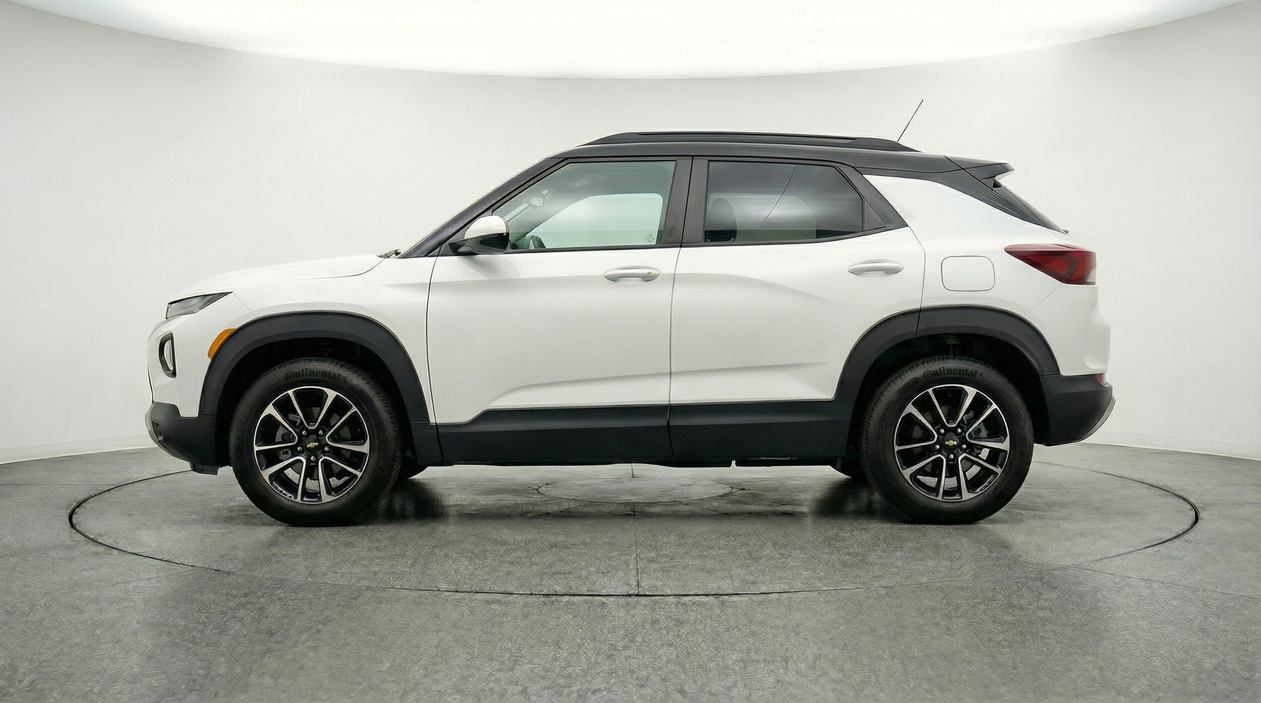 Thumbnail: 2025 Chevrolet TrailBlazer - 4
