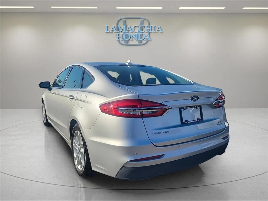 Used 2019 Ford Fusion SE Sedan