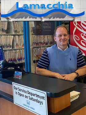 Staff member Ed Braathan from b3533365d0cd