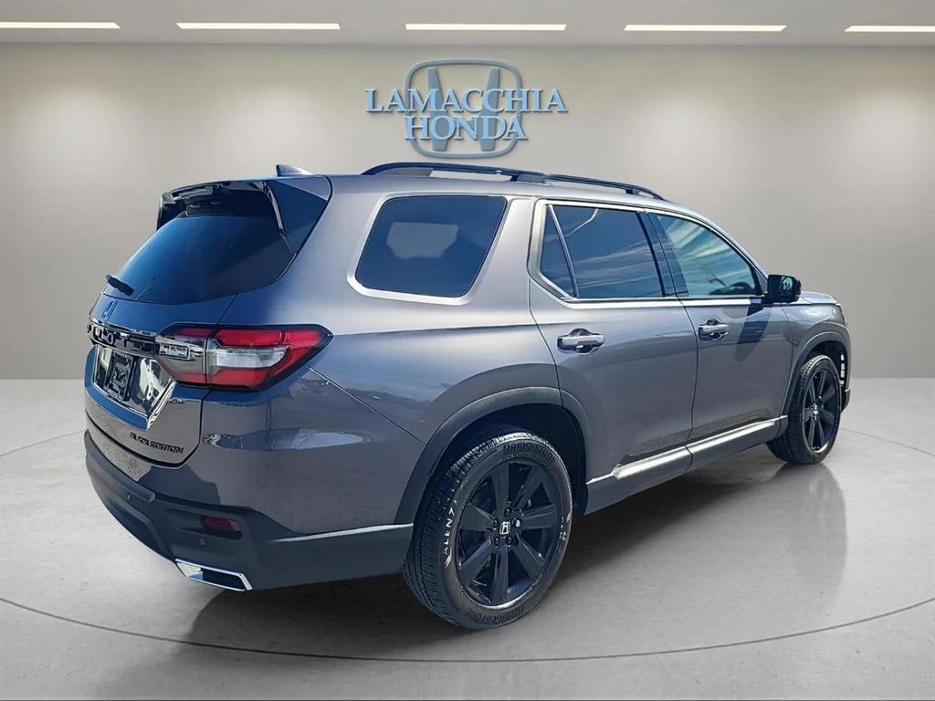 Used 2025 Honda Pilot Black Edition SUV