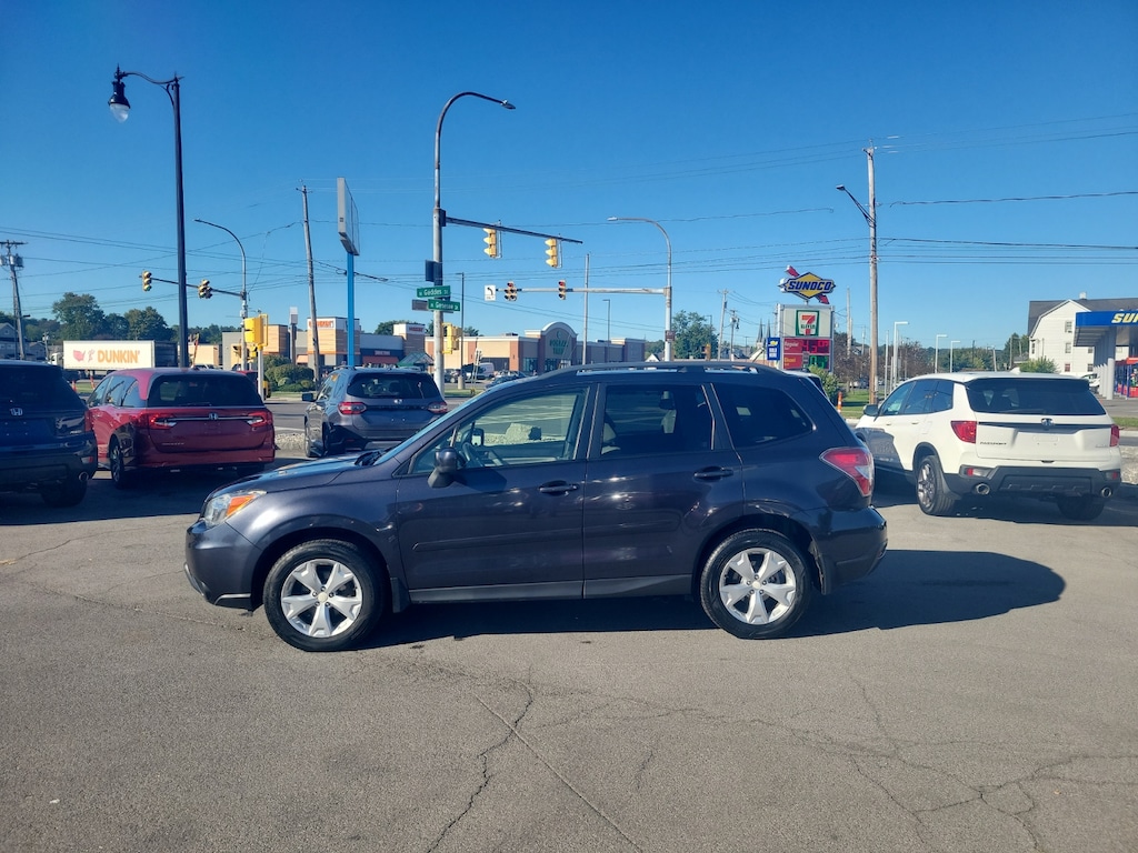 Used 2015 Subaru Forester 2.5i Premium (CVT) SUV
