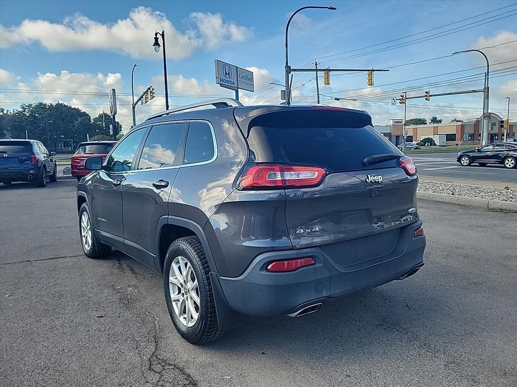 Used 2018 Jeep Cherokee Latitude Plus 4x4 SUV