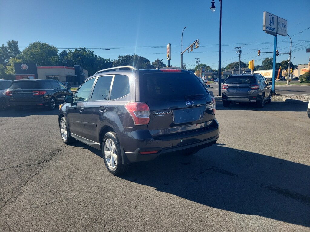 Used 2015 Subaru Forester 2.5i Premium (CVT) SUV