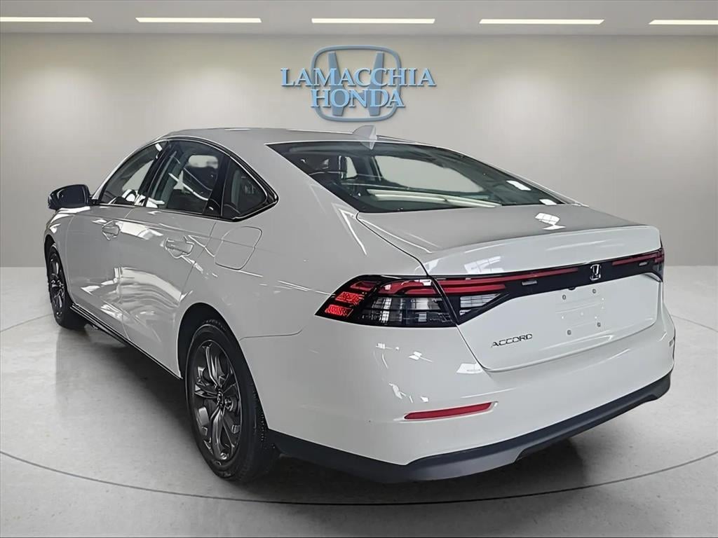 Used 2024 Honda Accord EX Sedan