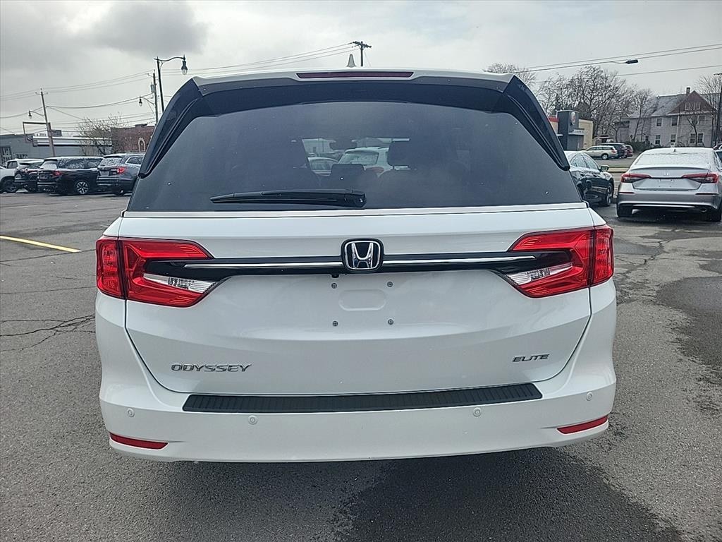 Used 2023 Honda Odyssey Elite Van