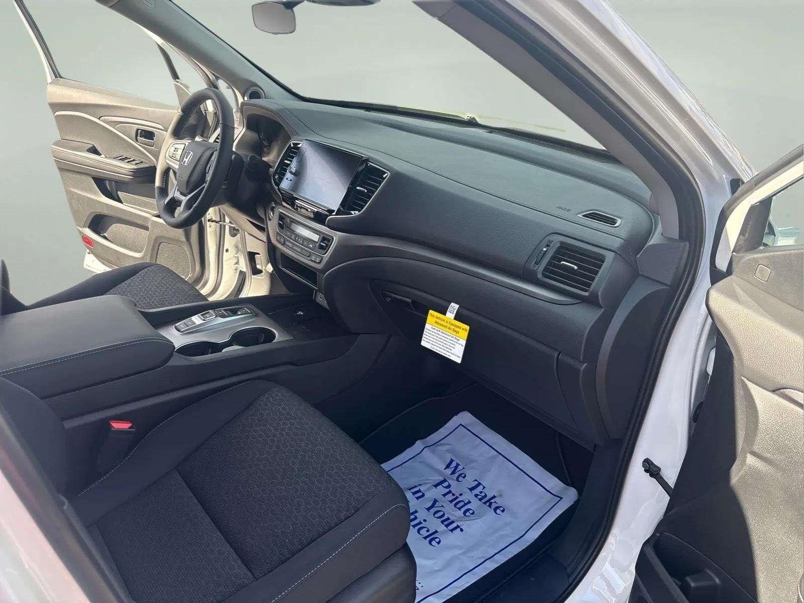 2026 Honda Ridgeline Sport - Photo 19