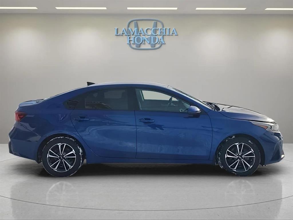 Used 2022 Kia Forte LXS Sedan