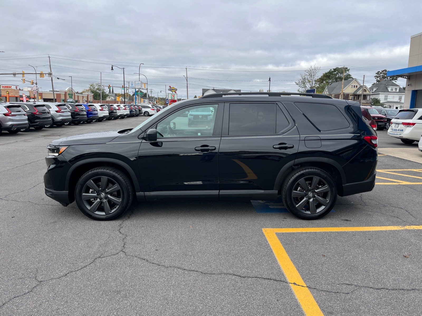 Used 2025 Honda Pilot Sport SUV