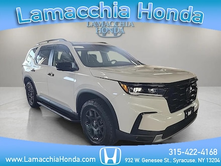 2025 Honda Pilot TrailSport SUV