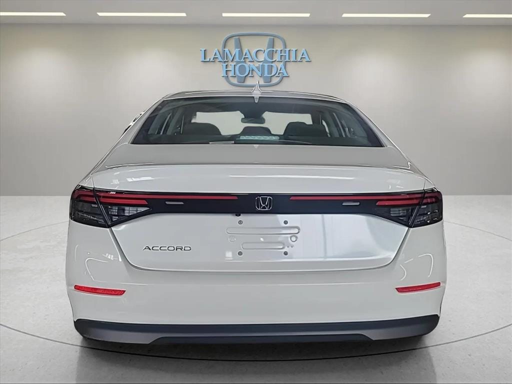 Used 2024 Honda Accord EX Sedan
