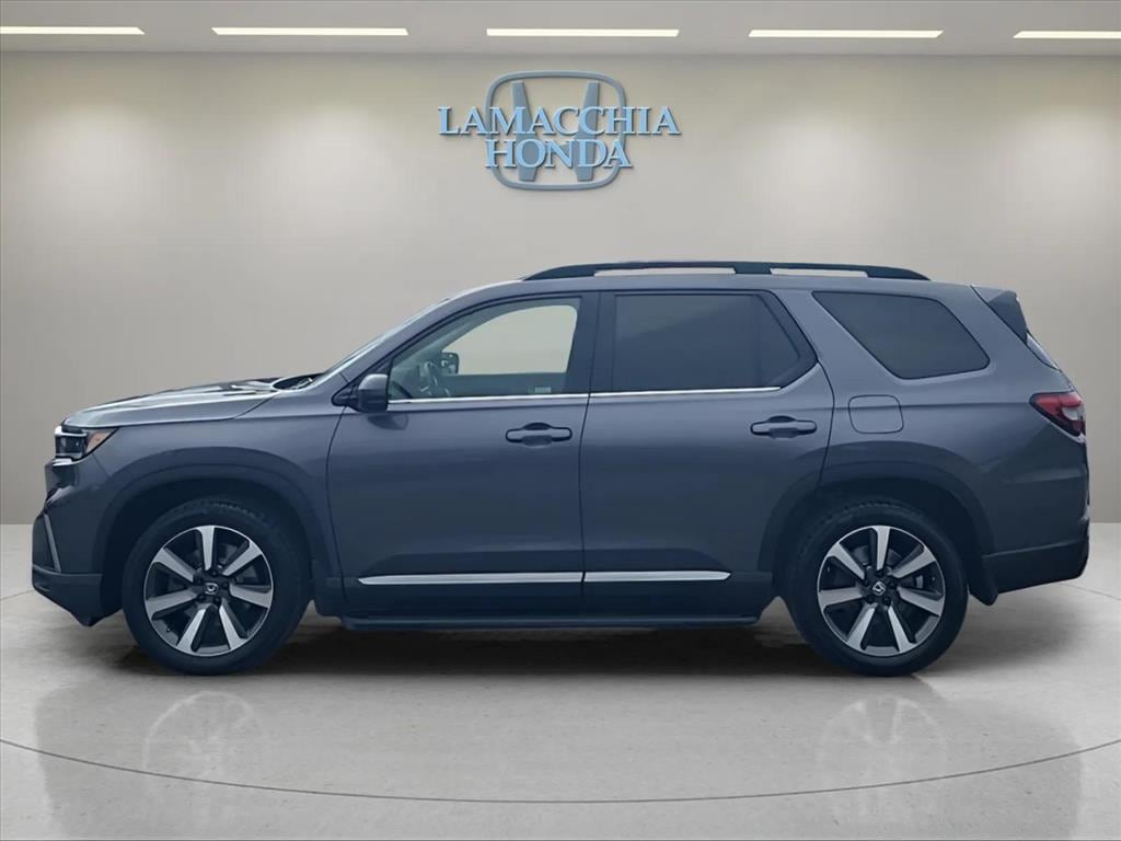 Used 2023 Honda Pilot Touring SUV