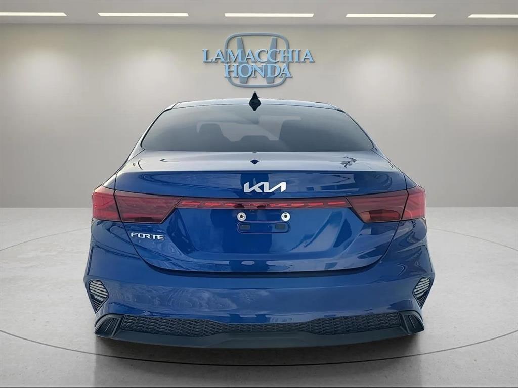 Used 2022 Kia Forte LXS Sedan
