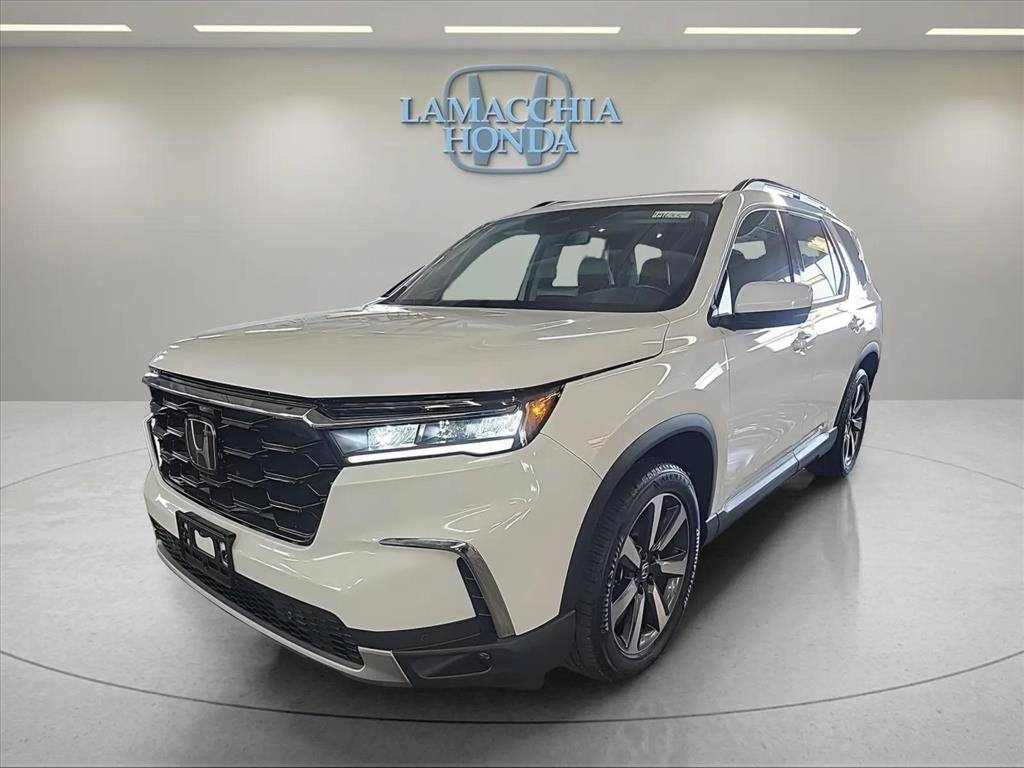 Used 2024 Honda Pilot Touring SUV