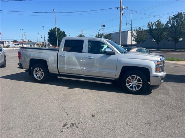 Used 2015 Chevrolet Silverado 1500 LT with VIN 3GCUKREC5FG527443 for sale in Syracuse, NY