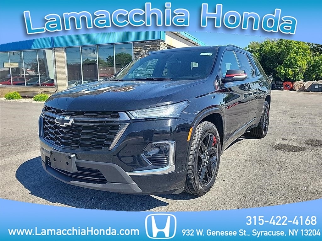 2023 Chevrolet Traverse AWD Premier's photo