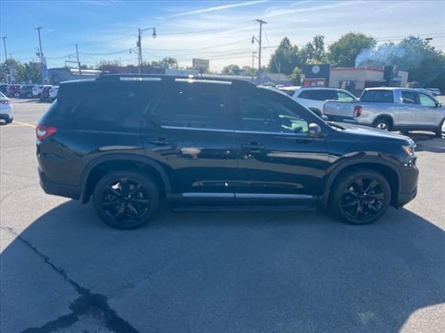 Used 2023 Honda Pilot Elite with VIN 5FNYG1H81PB040212 for sale in Syracuse, NY