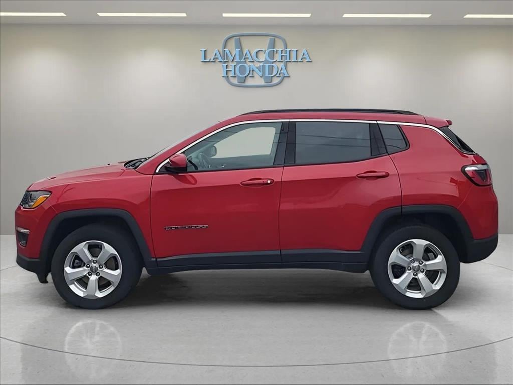 Used 2019 Jeep Compass Latitude with VIN 3C4NJDBB0KT647724 for sale in Syracuse, NY
