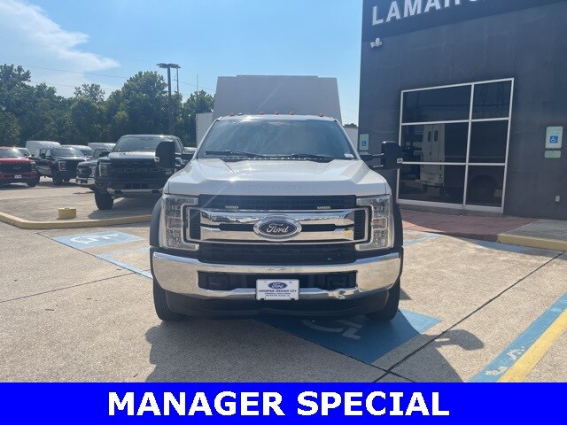 2017 Ford F-550 XLT photo 3