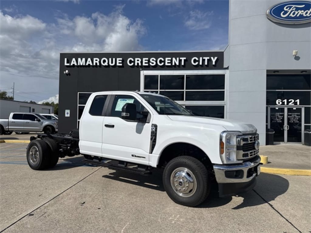 New 2026 Ford F-350SD XL Chassis