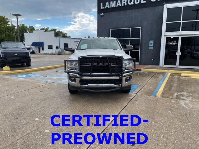 2020 Ram 3500 Tradesman photo 2