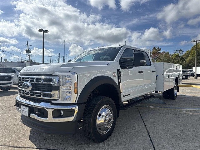 2026 Ford F-450 XL photo 2