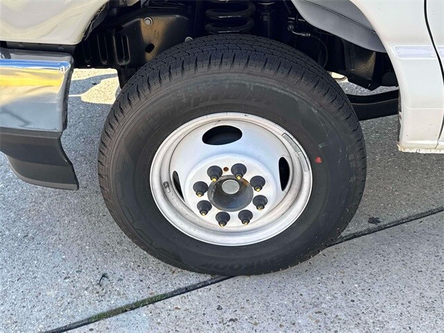 2026 Ford E-450 photo 4