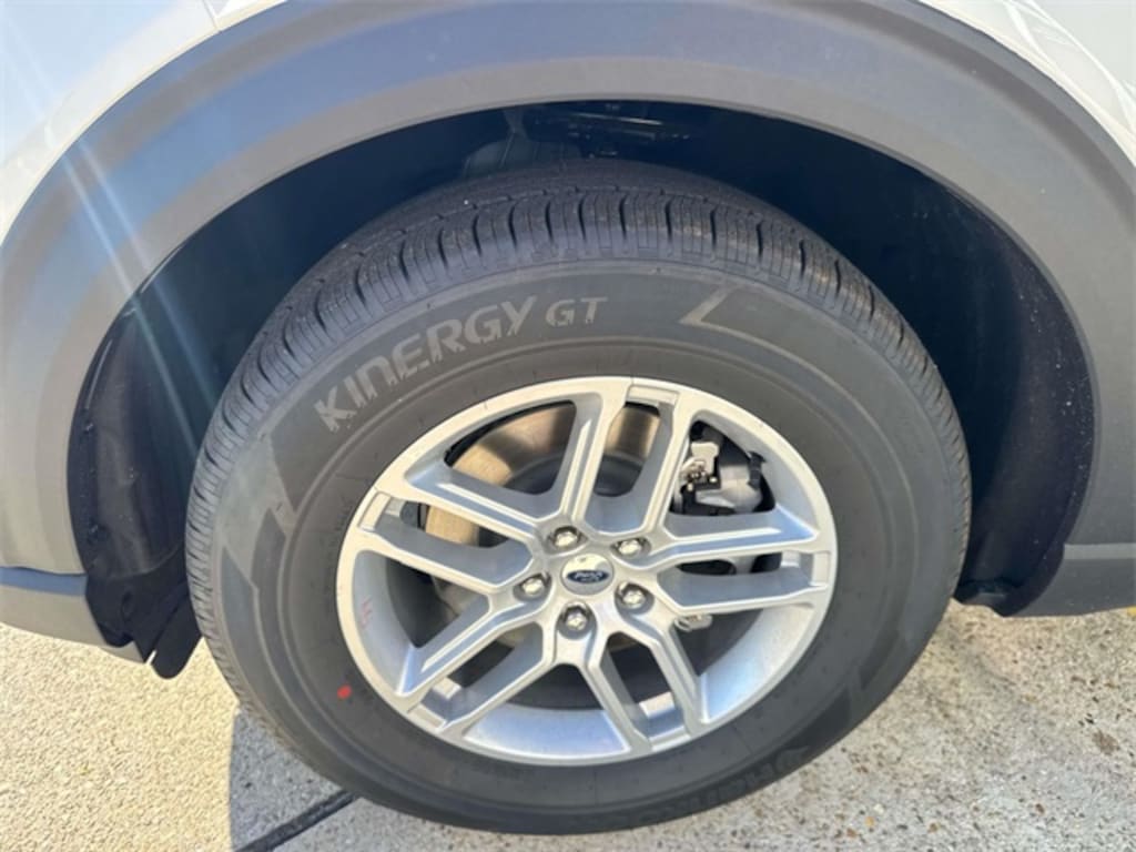 New 2025 Ford Explorer Active SUV