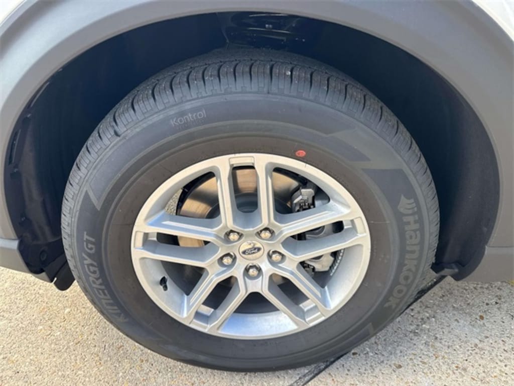 New 2025 Ford Explorer Active SUV