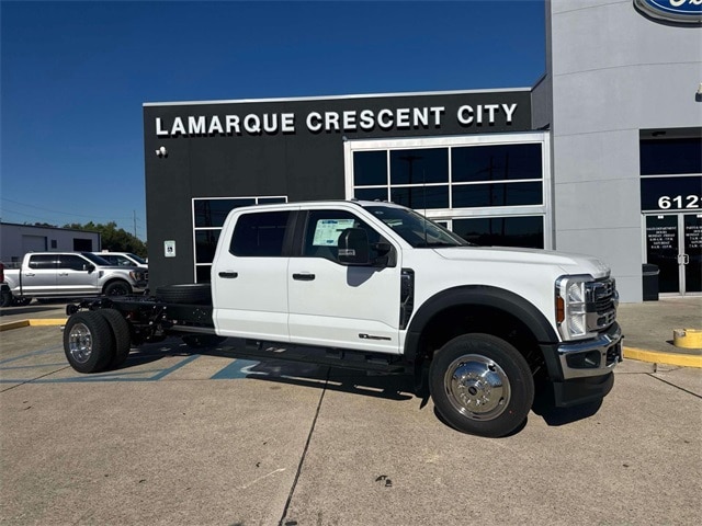 2026 Ford F-450 Super Duty Chassis Cab XL's photo